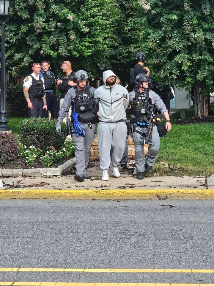 Details Released In SWAT Standoff In Secaucus - NewsBreak