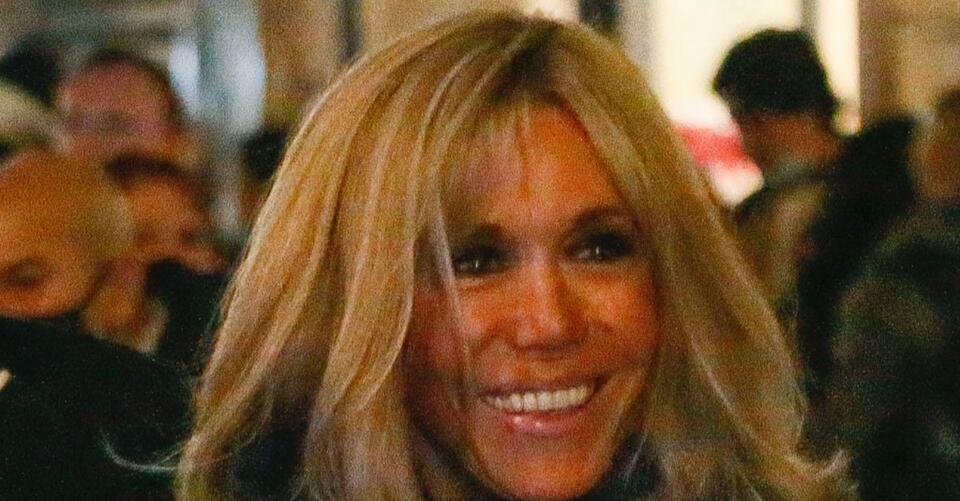 French First Lady Brigitte Macron is Timelessly Chic in Mini Dress, Sheer Tights and Classic Pumps – NewsBreak