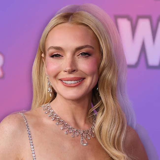 The Internet Reacts After Lindsay Lohan Credits 'Ice-Cold Water' For ...