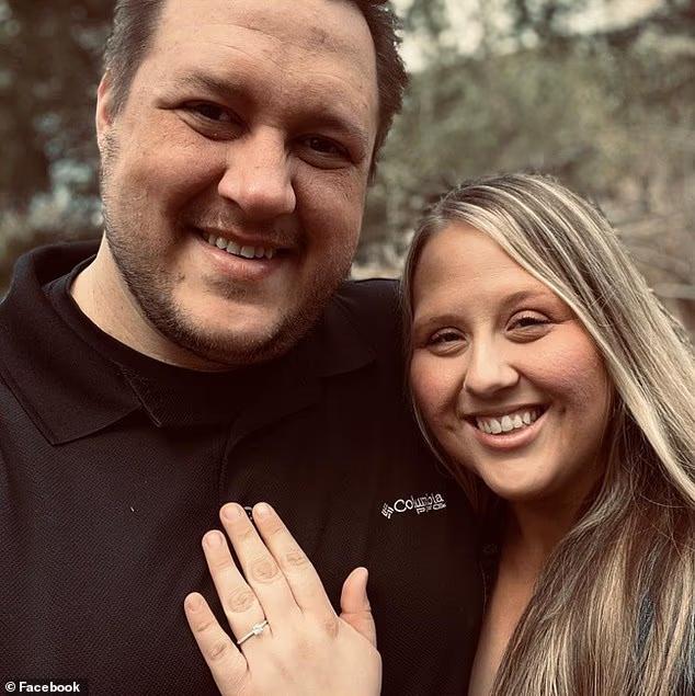 Elderly pizza delivery driver who went out of his way receives $40,000 ...
