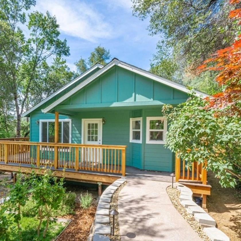 Tiny homes are becoming a popular, less expensive option - NewsBreak