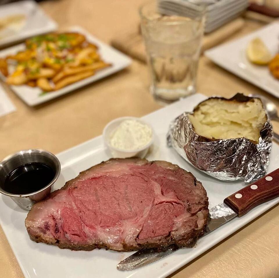 Iowa’s Best Prime Rib Restaurant Has Been Around for Over 40 Years ...