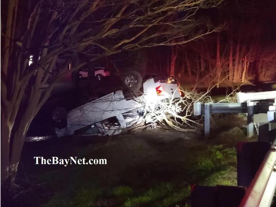 Early Morning Rollover Crash In Hollywood Under Investigation