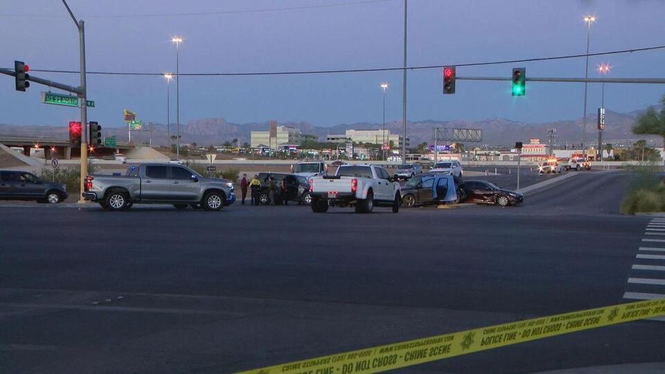 Multiple injured, one dead following crash in northwest Las Vegas ...