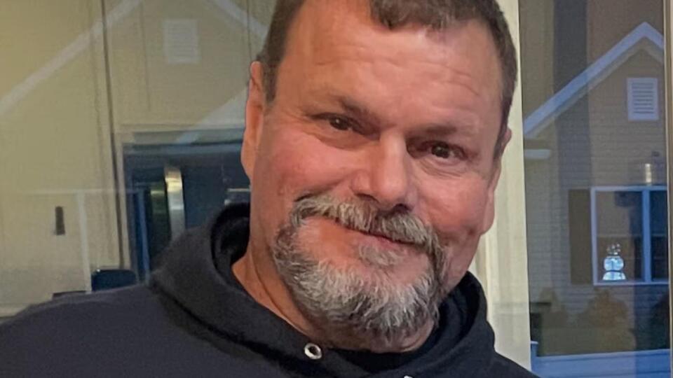 Stephen Ray “Steve” Riddle Jr. - NewsBreak