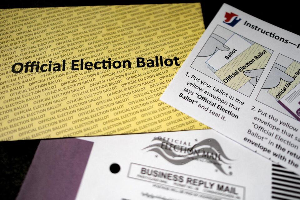 Federal judge extends block on new USPS mail ballot rules