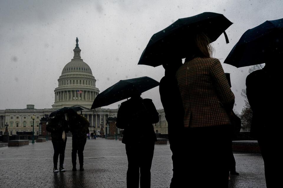 Showers could bring gusty winds, heavy rain to DC area Wednesday