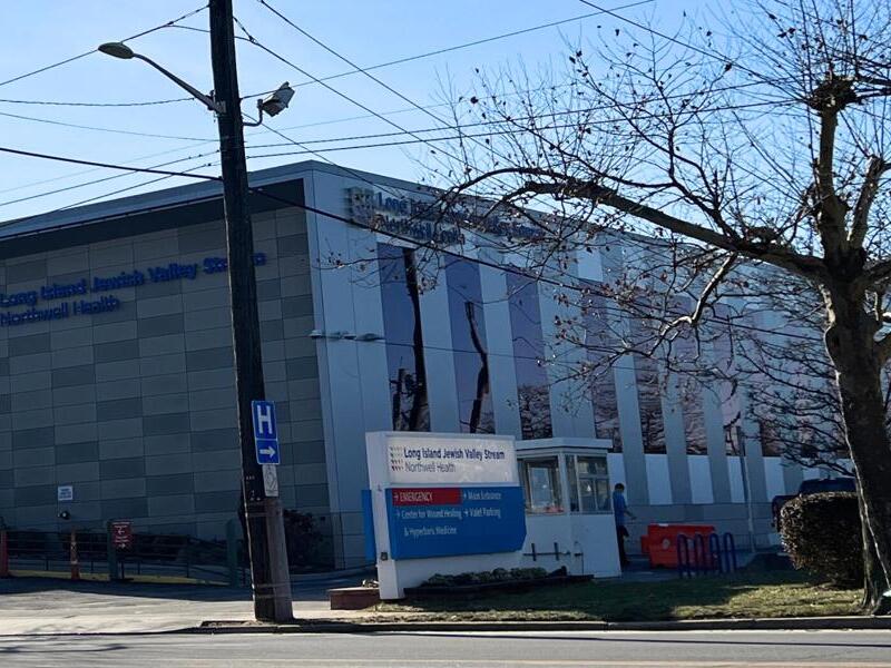 Oregon man charged with making antisemitic bomb threats against Jewish