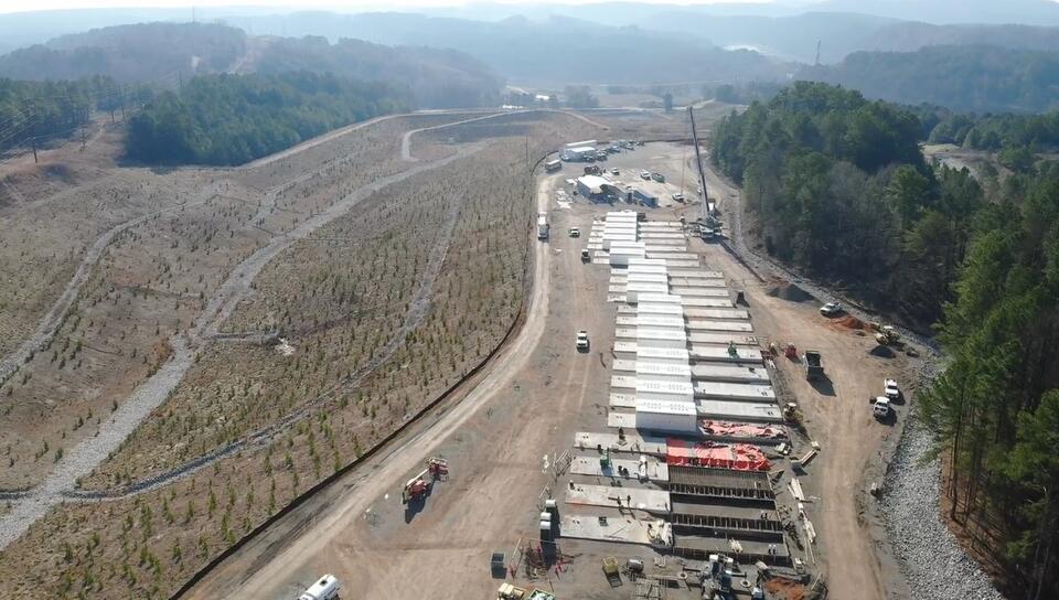 Alabama Power installs Tesla Megapacks at former coal plant site for ...