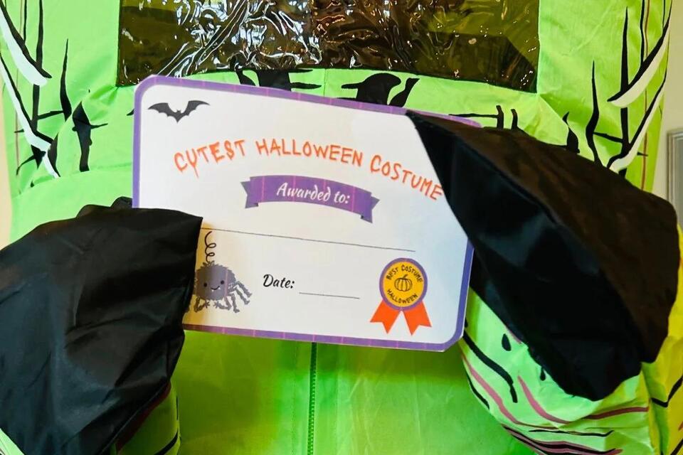 12 Free Printable Halloween Costume Awards (For Kids & Adults)