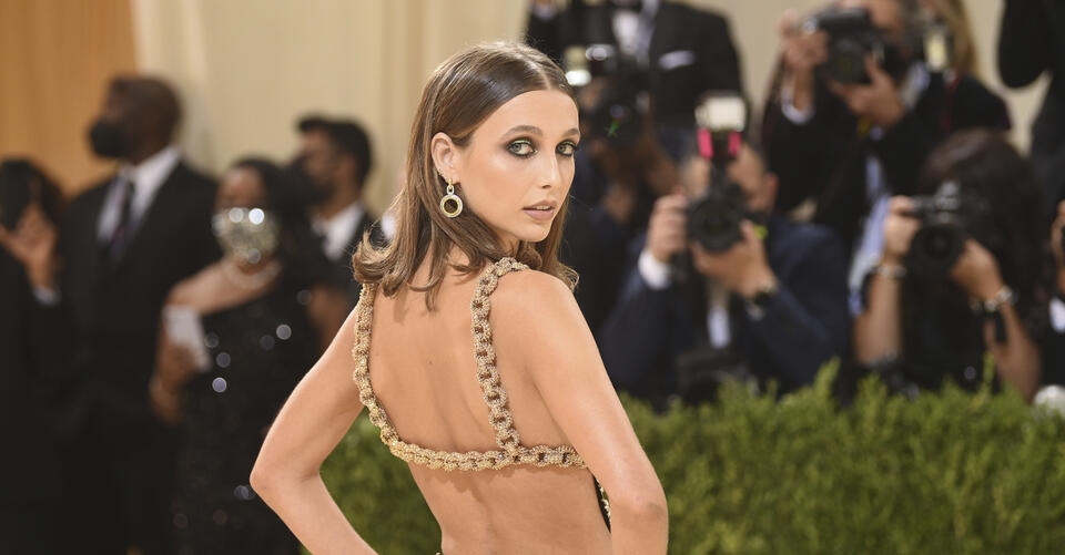 Jared Ellner Talks Emma Chamberlain’s ‘Timeless’ Style and That Met Gala Dress – NewsBreak