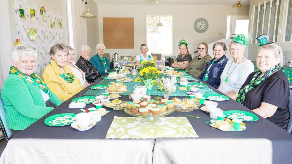 Turnberry Gabbers hold St. Patrick’s Day High Tea social - NewsBreak
