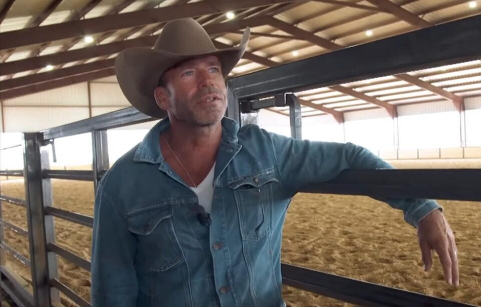 Taylor Sheridan Selects Small Texas Town As Filming Location For New ...