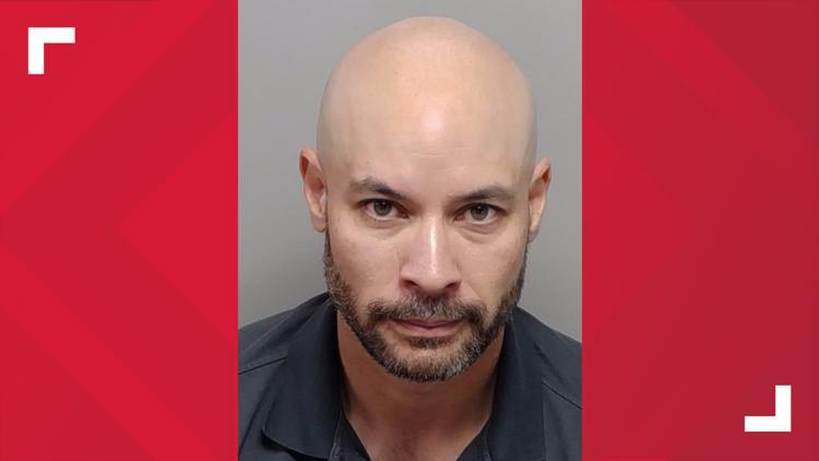 SAPD veteran accused of domestic violence turns himself in to sheriff's ...