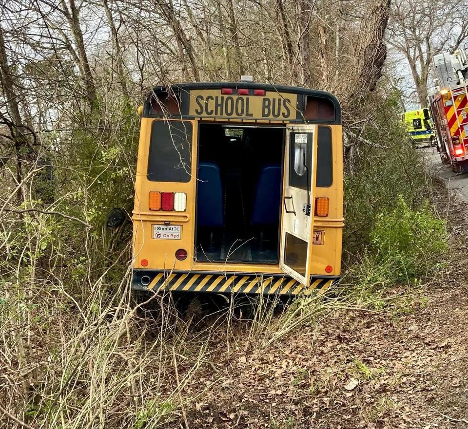 Gastonia school bus carrying children crashes into woods, one child ...