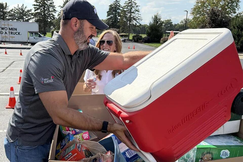Carmel’s Rally for Relief collects donations for flood victims