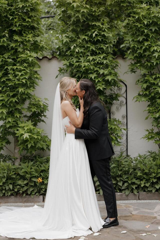 Halley & Ro’s Central Arkansas Wedding at The Edgemont House - NewsBreak