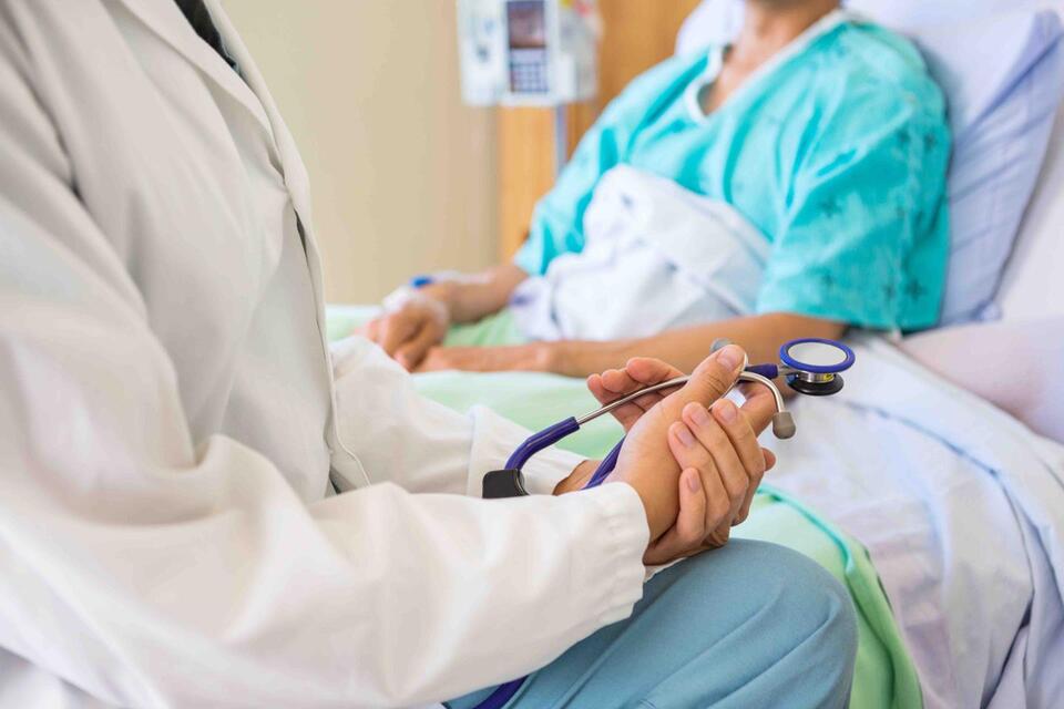 Subset of Patients Hospitalized With cUTI May Qualify for Outpatient ...