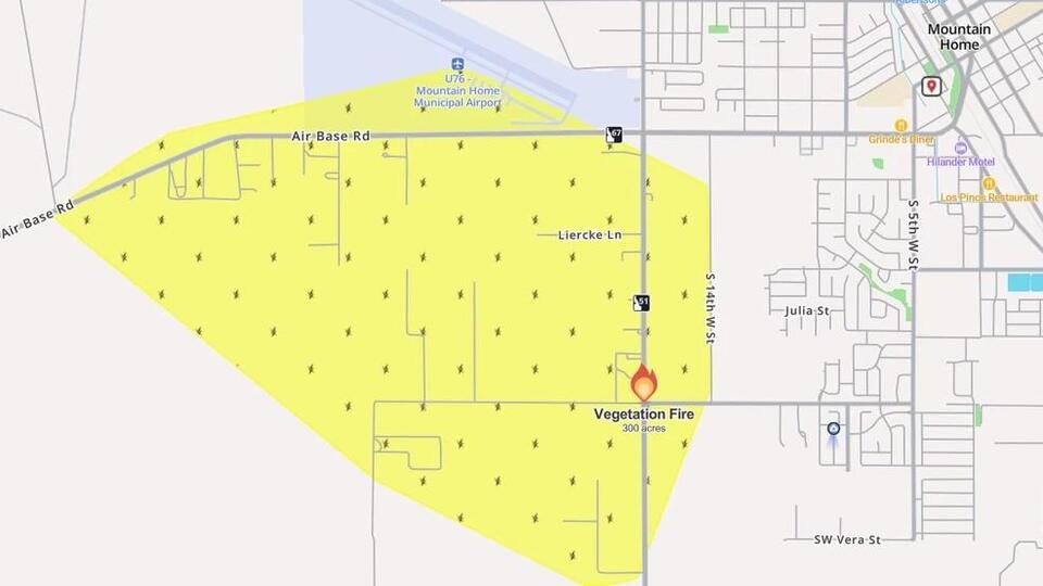 Crews contain brush fire south of Mountain Home