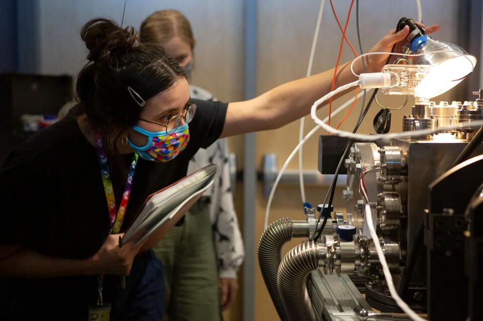 CU Boulder nabs $37.5M grant to advance tech that could enable faster computers, disease detection