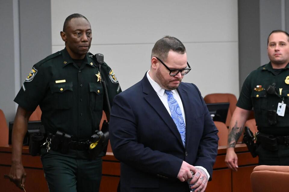 HOMICIDE TRIAL: Boyfriend, neighbors saw Ryan Cole day of killing ...