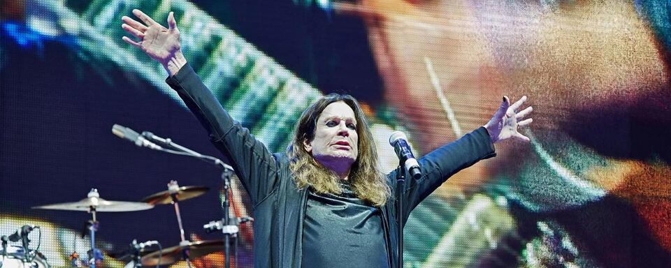 Watch Ozzy Osbourne Perform “Crazy Train” One Final Time in His ...