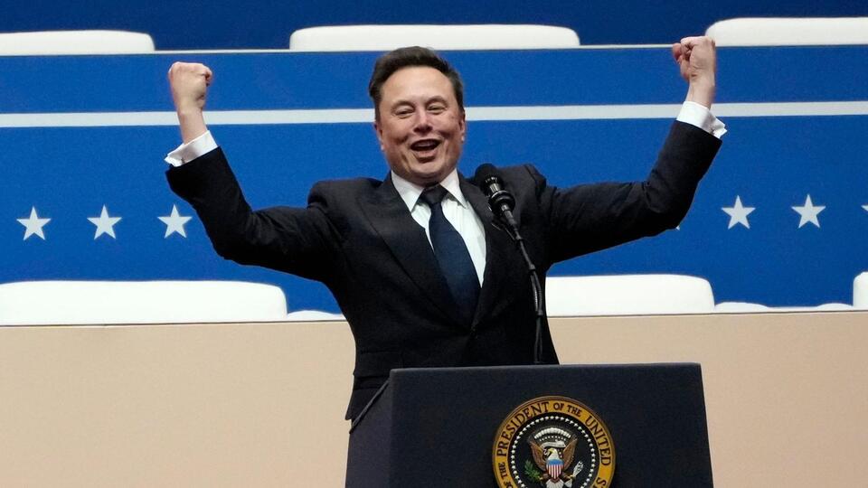 Elon Musk Seemingly Caught Editing Grok AI Answers About His