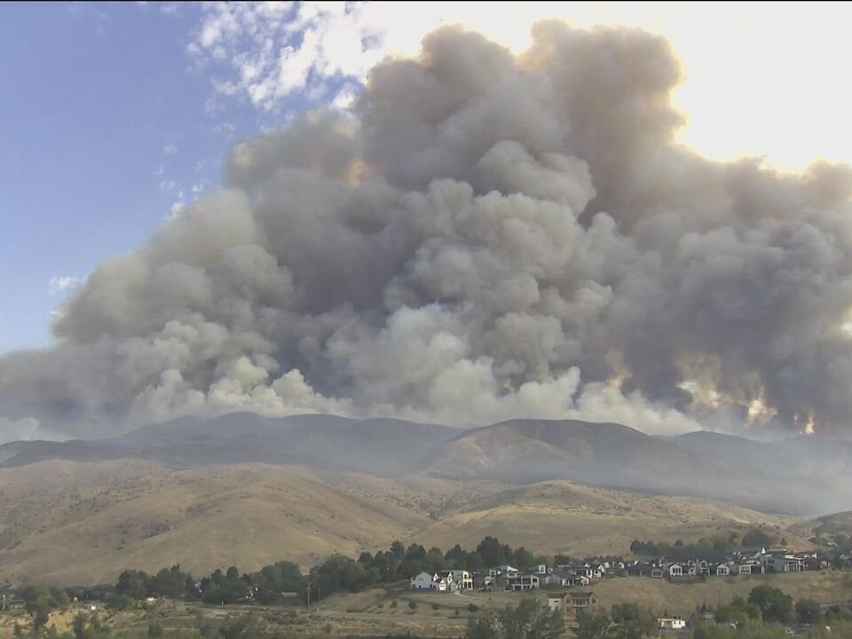 Valley Fire burns nearly 10,000 acres, 50 containment reported on Monday