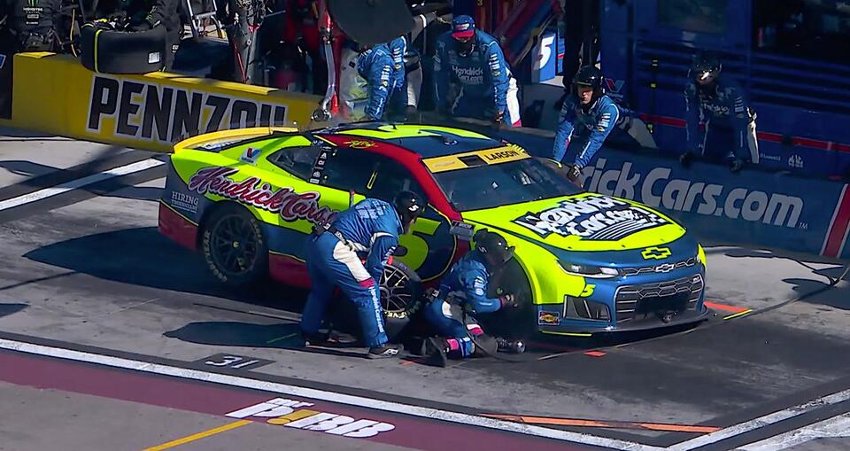 Larson loses time during extended green-flag pit stop - NewsBreak