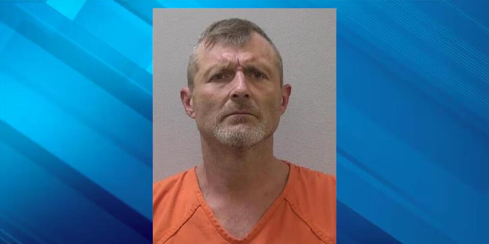 Lexington County deputies search for man wanted on multiple felony ...