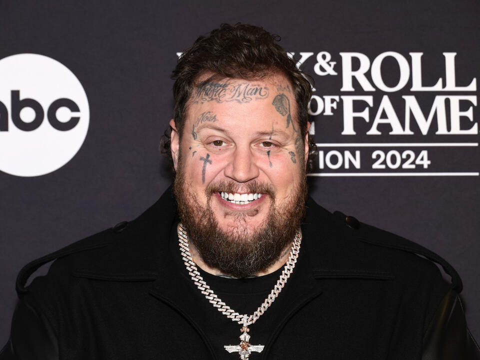 Jelly Roll Is ‘Crushing’ His Goals in Video Celebrating 100Lb Weight Loss