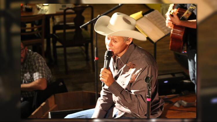 Who is singing the national anthem at the Texas Rangers home opener ...