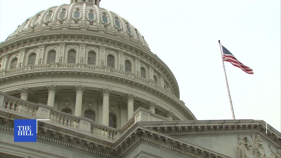 Desire to move to US drops to new low: Survey - NewsBreak