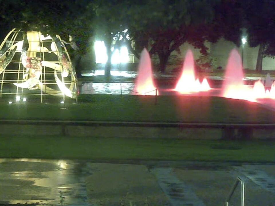 Surveillance footage released of sculpture beheading