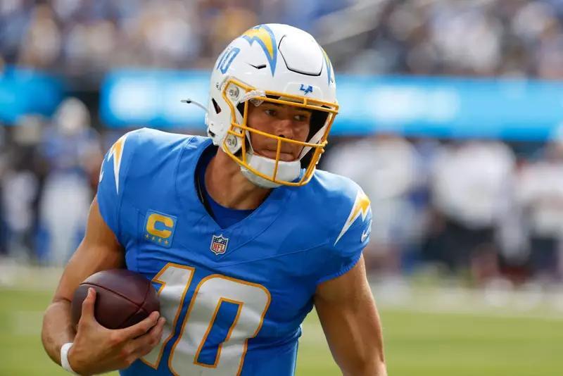 NFL Trade Deadline: Best Landing Spots for Justin Herbert, Jonathan ...
