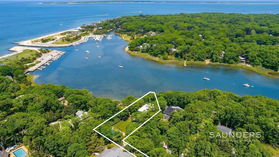 Inside 111 Isle of Wight: A Turnkey Waterfront Home in East Hampton’s Lion Head Community