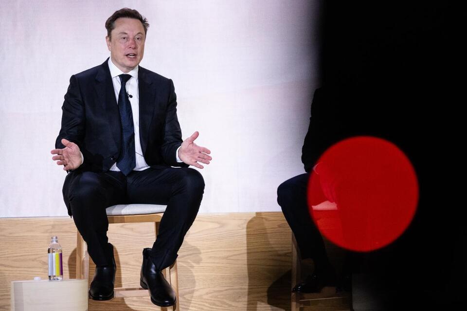 Democrats have a message for Elon Musk: Watch out - NewsBreak