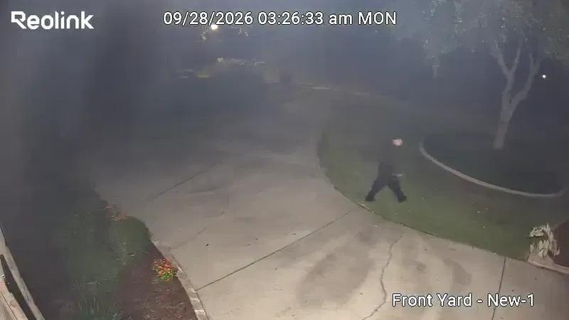 Deputies seek help identifying suspect in Pawleys Plantation break-ins ...