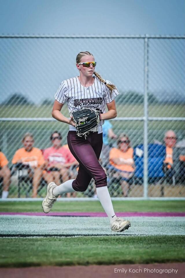 Sisters with Montezuma ties make memories on the softball field