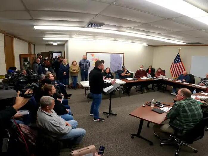 Police resign; Big Bend village board looks at future