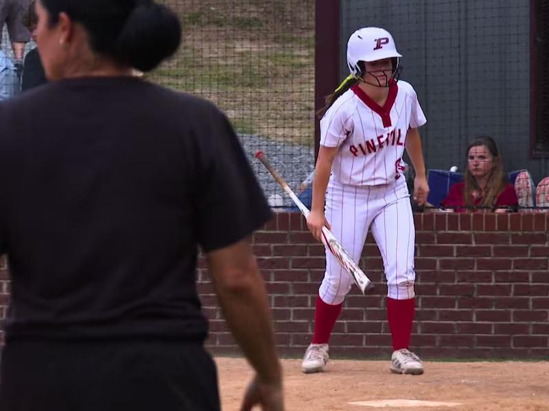 Softball Pineville defeats Lafayette, advancing to quarterfinals