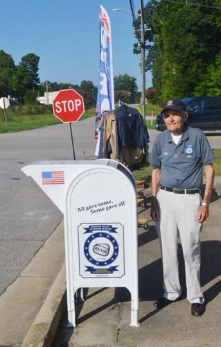 Roanoke Valley Veterans Museum assists in U.S. flag retirements