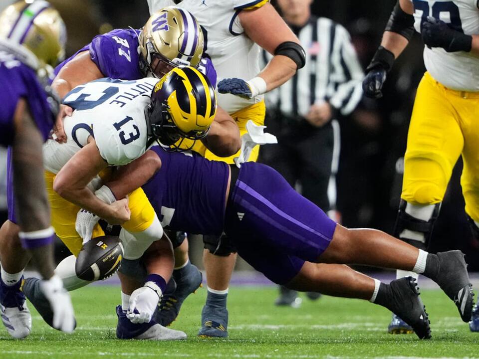 Michigan’s QB dilemma Should Wolverines stick with Jack Tuttle?