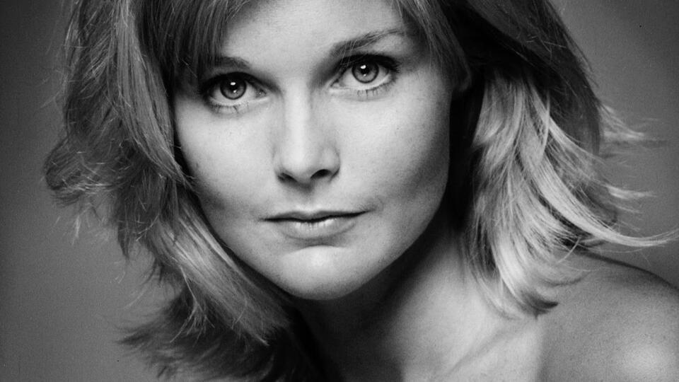 In Memory of Actress Carol Lynley ('The Poseidon Adventure') Six Years