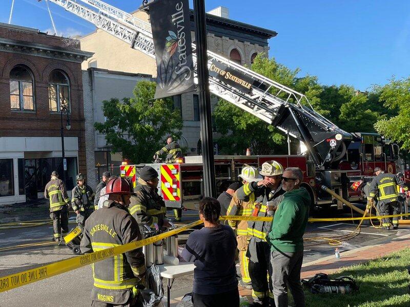 Fire spreads through multiple downtown Statesville buildings