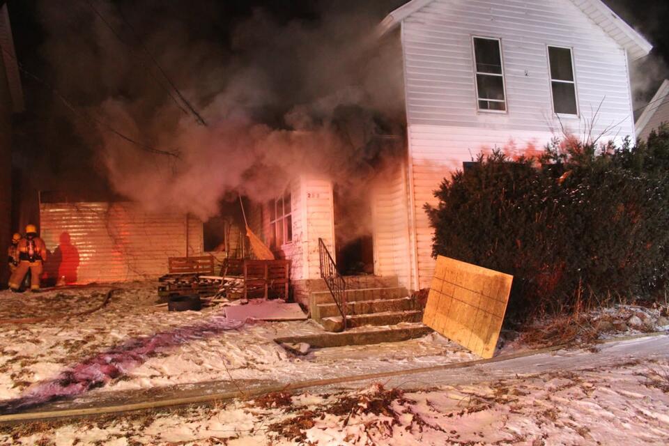 Firefighters extinguish house fire on West 20th Street - NewsBreak