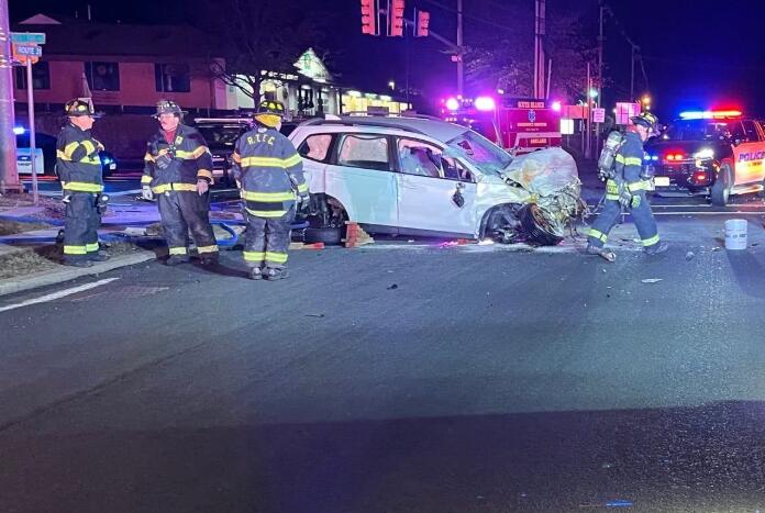 4 injured, 1 flown to hospital following fiery crash on Route 31 in ...