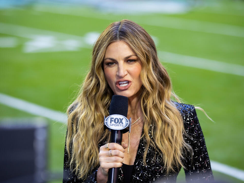 Erin Andrews Reveals True Feelings on Taylor Swift's Viral Chiefs Outfit