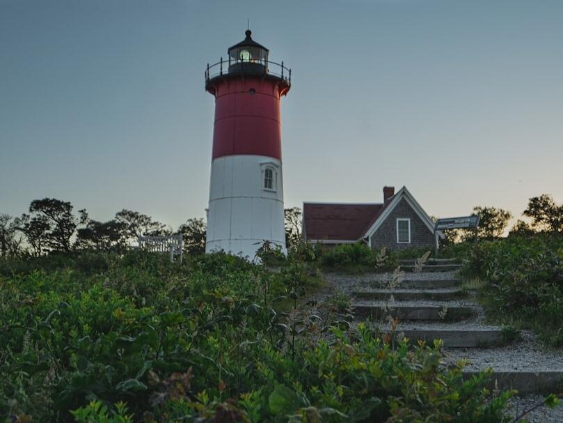 Cooler Weather Prevails in Southern New England, with High Pressure