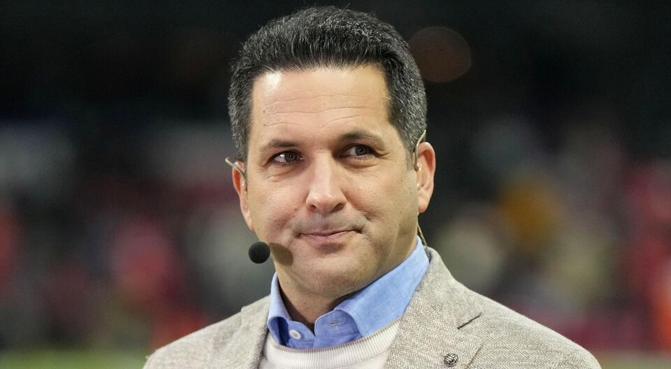 Adam Schefter Announces Breaking Blockbuster Trade News, And Fans Are ...